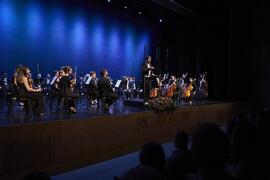 José Luis López Antón dirige la Orquesta Sinfónica de Málaga. Concierto Conmemorativo del 50 Aniversario de la Universidad de Málaga. Auditorio Edgar Neville, Málaga. Junio de 2022