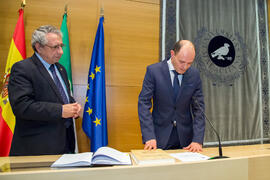 Toma de Posesión de Joaquín Ortega Casanova como nuevo Director de Secretariado de Transferencia de la Universidad de Málaga. Edificio del Rectorado. Febrero de 2018