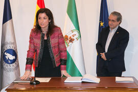 Toma de Posesión de Olga Guerrero Pérez como Directora de Secretariado de Proyección y Cooperación Internacional de la Universidad de Málaga. Edificio del Rectorado.  Marzo de 2016