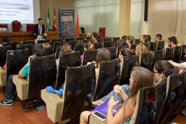 Conferencia de Álvaro Simón de Blas, 'Emprende y crea tu futuro. Consejos y guía para la creación de una empresa'. Facultad de Ciencias Económicas y Empresariales. Mayo 2015