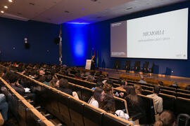 Rosalía Reche presenta la memoria del curso 2017-2018. Inauguración del curso 2018-2019 de la Escuela Técnica Superior de Arquitectura de la Universidad de Málaga. Paraninfo. Octubre de 2018