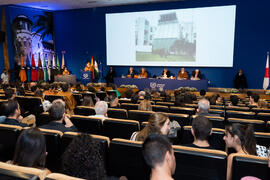 Intervención de Nuria Nebot en la investidura de Kazuyo Sejima como Doctora "Honoris Causa" por la Escuela de Arquitectura de la Universidad de Málaga. Paraninfo. Octubre de 2019