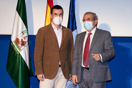 Toma de posesión de Carlos Manuel Del Pino Peñas como nuevo catedrático del Área de Mecánica de Fluidos de la Universidad de Málaga. Paraninfo. Diciembre de 2021