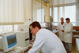 Instalaciones. Mayo de 1995