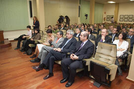 Nombramiento de D. Antonio Ávila como Alumno de Honor de la Facultad de Ciencias Económicas y Empresariales de la Universidad de Málaga. Facultad de Ciencias Económicas y Empresariales. Noviembre de 2011