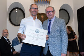 Entrega de Título de Socio. 230º Aniversario de la Sociedad Económica Amigos del País. Plaza de la Constitución. Septiembre de 2019