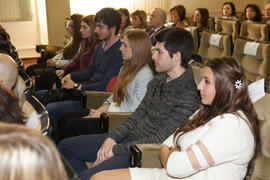Alumnos asistentes a la inauguración de las IX Jornadas Andaluzas de Enseñanza de Economía. Facultad de Ciencias Económicas y Empresariales. Febrero de 2016