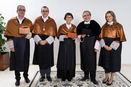 Retrato de grupo previo a la investidura de Kazuyo Sejima como Doctora "Honoris Causa" por la Escuela de Arquitectura de la Universidad de Málaga. Paraninfo. Octubre de 2019