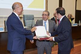 Reconocimiento a personal jubilado. Celebración del 50 Aniversario de la Facultad de Medicina de la Universidad de Málaga. Facultad de Medicina. Octubre de 2022
