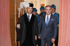 Miguel Porras Fernández y José Carlos Haro Ramos en la investidura como Doctor "Honoris Causa" de Hans-Dieter Wienberg por la Facultad de Ciencias de la Universidad de Málaga. Rectorado. Mayo de 2016