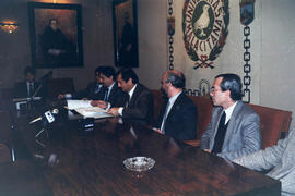 Firma del convenio Diderot para la realización de la Enciclopedia Electrónica de Andalucía. Enero de 1990