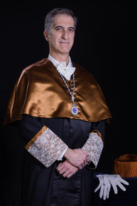 Retratos de Juan Jesús Fernández Lozano, Profesor Titular de la Universidad de Málaga. Enero de 2019
