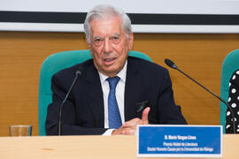 Mario Vargas Llosa. Curso "La ciudad como arquetipo. Literatura, historia y arte. Europa y América". Edificio del Rectorado. Septiembre de 2018