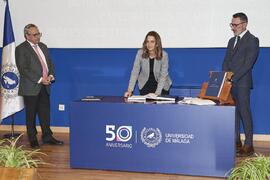 Toma de posesión de Nuria Nebot Gómez de Salazar como profesora titular del Área de Urbanística y Ordenación del Territorio de la Universidad de Málaga. Toma de posesión de nuevos catedráticos y profesores titulares de la Universidad de Málaga. Paraninfo. Noviembre de 2023