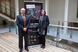 Eugenio Luque y Ana María López. Inauguración de la reunión de la Conferencia de Decanos de Economía y Empresa. Edificio del Rectorado. Noviembre de 2014