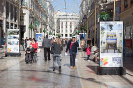 Exposición "La Universidad de Málaga del Siglo XXI". Calle Larios. Enero de 2017