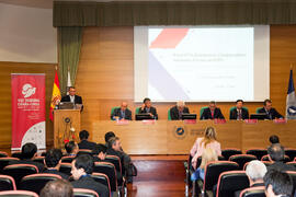 VIII Tribuna España - Corea, "Moving Forward". Edificio del Rectorado. Noviembre de 2013