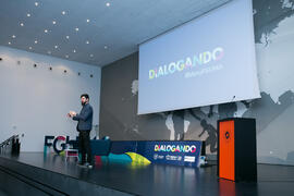 Conferencia "Dialogando" con Manu Sánchez. Complejo de Estudios Sociales y Comercio. Enero de 2018