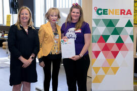 Entrega de diploma. Clausura del programa "Genera". Edificio "The Green Ray". Junio de 2019