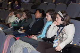 Asistentes a la ponencia de clausura del 4º Congreso Internacional de Actividad Físico-Deportiva para Mayores. Escuela Técnica Superior de Ingeniería Informática y Telecomunicaciones. Marzo de 2011