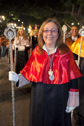 Representante de la Universidad de Málaga en el desfile procesional de la Hermandad de los Estudiantes. Málaga. Abril de 2014