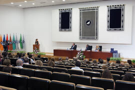 Intervención de Micaela Castillo en el homenaje al personal que cumple 25 años de servicio en la UMA. Paraninfo. Junio 2016