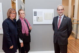 Adelaida de la Calle, María Victoria Atencia y Daniel Hernández. Homenaje a María Victoria Atencia. Edificio del Rectorado. Diciembre de 2014