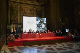 Mesa presidencial. Apertura del Curso Académico 2022/2023 de la Universidad de Sevilla y entrega de su medalla de oro a la Universidad de Málaga. Iglesia de la Anunciación, Sevilla. Septiembre de 2022