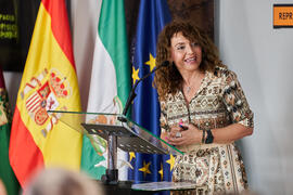 Macarena Parrado. Inauguración del mural de Ángel Idígoras en la Facultad de Ciencias Económicas y Empresariales de la Universidad de Málaga. Campus de El Ejido. Junio de 2022