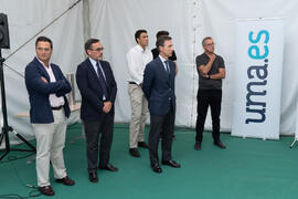Autoridades asistentes a la colocación de la primera piedra del huerto urbano y el parque frutal de la Universidad de Málaga. Campus de Teatinos. Julio de 2019