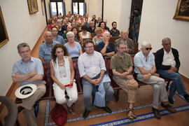 Asistentes a la conferencia de Eugenio Chicano: "Málaga 1965. Hechos y personas alrededor del nacimiento de la Facultad de Económicas". Sociedad Económica Amigos del País. Julio de 2015