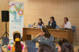 Mesa redonda: «El alojamiento turístico del futuro. Tendencias y visiones del negocio». Curso "Las viviendas de uso turístico: hacia un nuevo modelo". Cursos de verano 2019 de la Universidad de Málaga. Marbella. Julio de 2019