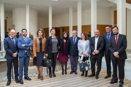 Foto de grupo tras la Toma de Posesión de los nuevos profesores titulares y directores de secretariado de la Universidad de Málaga. Edificio del Rectorado. Febrero de 2018
