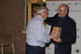 Juan Manuel Arrabal y Eugenio Luque. Homenaje al personal jubilado de la Facultad de Ciencias Económicas y Empresariales. Campus de El Ejido. Septiembre de 2022