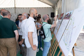 Momentos posteriores a la colocación de la primera piedra del huerto urbano y el parque frutal de la Universidad de Málaga. Campus de Teatinos. Julio de 2019