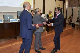 Reconocimiento a personal jubilado. Celebración del 50 Aniversario de la Facultad de Medicina de la Universidad de Málaga. Facultad de Medicina. Octubre de 2022