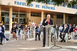 Discurso de Francisco de la Torre. Homenaje a los sanitarios en la Facultad de Medicina de la Universidad de Málaga. Campus de Teatinos. Octubre de 2021