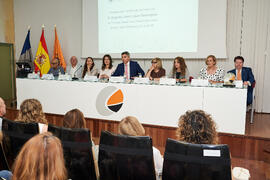 Mesa presidencial. Presentación del Retrato de Honor de D. Eugenio José Luque Domínguez. Facultad de Ciencias Económicas y Empresariales. Junio de 2025