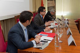 Mesa de trabajo "Palancas de crecimiento", durante la jornada del II Día de la Economía Andaluza. Facultad de Ciencias Económicas y Empresariales. Febrero de 2015