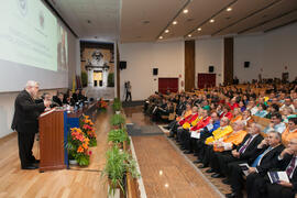 José Manuel Cabra de Luna en la imposición de la Medalla de Oro de la Universidad de Málaga a la Universidad de Granada. Paraninfo. Diciembre de 2016