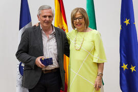 Retrato con la rectora en el homenaje a los jubilados y al personal que cumple 25 años de servicio en la UMA. Paraninfo. Mayo 2015