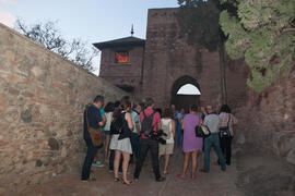 Visita nocturna tematizada a la Alcazaba. Olimpiada Española de Economía, Fase Nacional. Alcazaba de Málaga. Junio de 2015