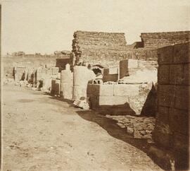 Málaga, ruinas romanas en un lugar desconocido. Fotógrafo desconocido.