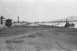 Ampliación del Muelle Viejo. Hacia 1946. Málaga, España.