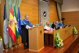 Investidura como Doctor "Honoris Causa" de Miguel Delibes de Castro por la Facultad de Ciencias de la Universidad de Málaga. Rectorado. Junio de 2014