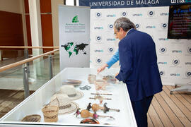 Inauguración de la exposición "Aguyjevete 2019. Muestra MBYA GUARANÍ". Edificio del Rectorado de la Universidad de Málaga. Junio de 2019