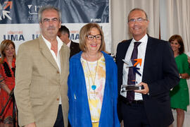 Carlos de las Heras, Adelaida de la Calle y José Pablo Lara en el homenaje de la Asociación de Antiguos Alumnos a los decanos y directores de centro de la UMA. Foro Alumni-UMA. Mayo de 2015