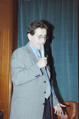 Entrega de diplomas a empresas colaboradoras con la Escuela Politécnica. Abril de 1997