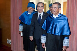 Investidura como Doctor "Honoris Causa" de Miguel Delibes de Castro por la Facultad de Ciencias de la Universidad de Málaga. Rectorado. Junio de 2014
