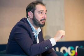 Pere Estupinyà. Conferencia "Dialogando", con Pere Estupinyà. Facultad de Ciencias. Octubre de 2018
